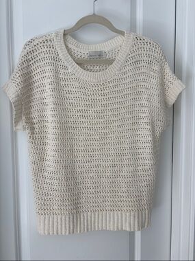 Bécool creme short sleeve sweater size M/L